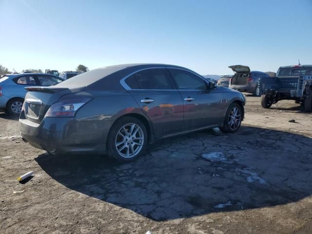 2010 Nissan Maxima S