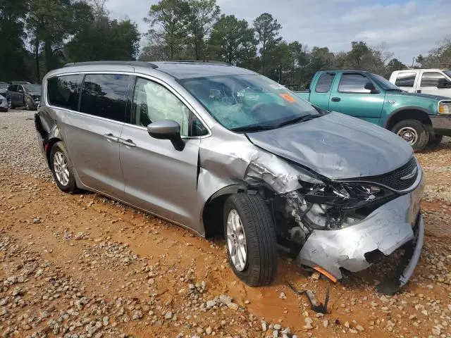 2020 Chrysler Voyager LXI