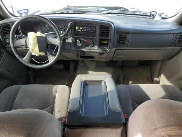 2004 Chevrolet Suburban C1500