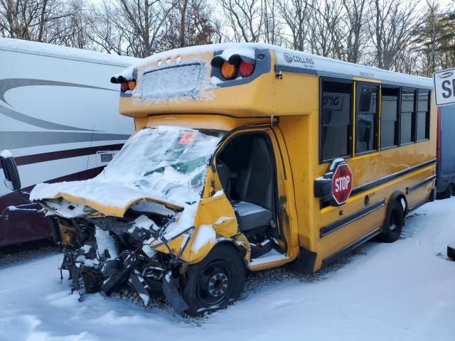 2017 Chevrolet Express G4500