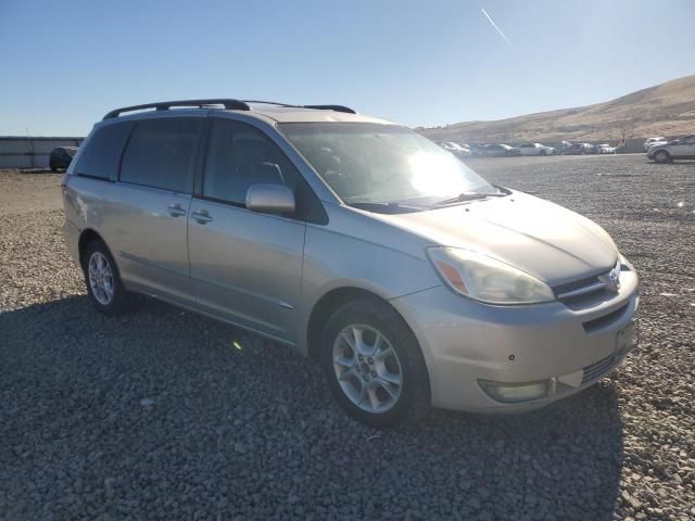 2004 Toyota Sienna XLE