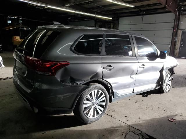 2019 Mitsubishi Outlander SE