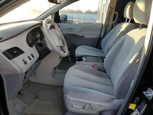 2012 Toyota Sienna LE