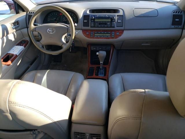 2004 Toyota Camry LE