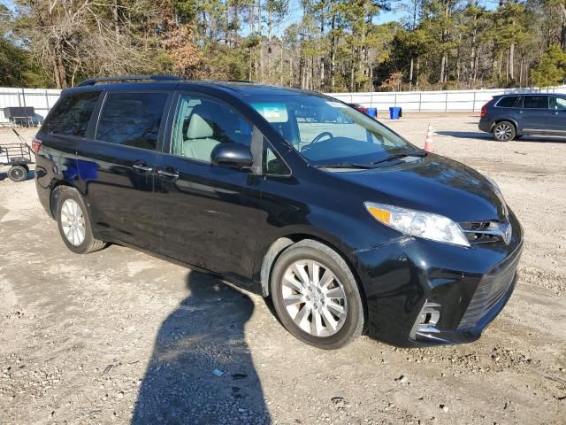 2015 Toyota Sienna XLE