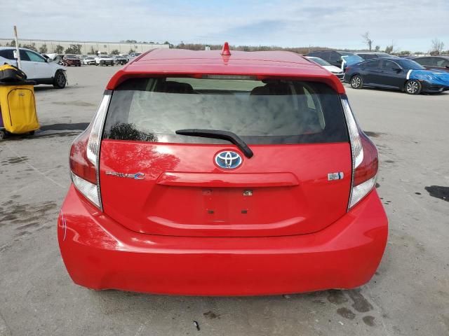 2016 Toyota Prius C