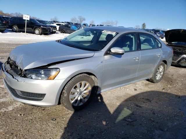 2015 Volkswagen Passat S