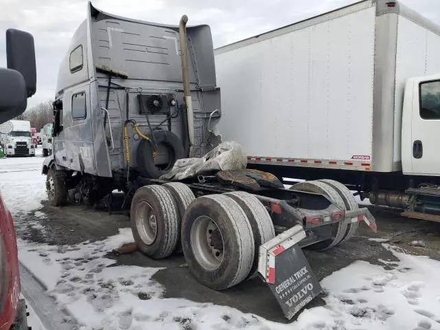 2023 Volvo VN VNL