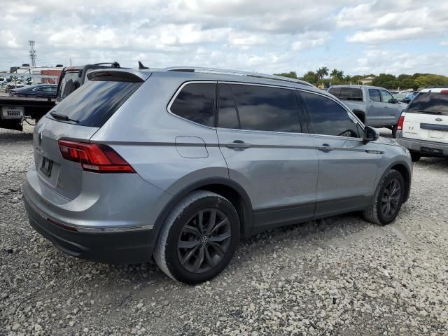 2022 Volkswagen Tiguan SE