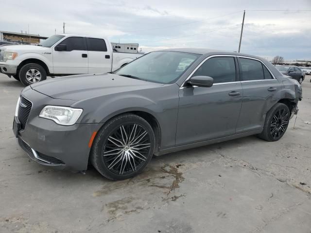 2018 Chrysler 300 Touring