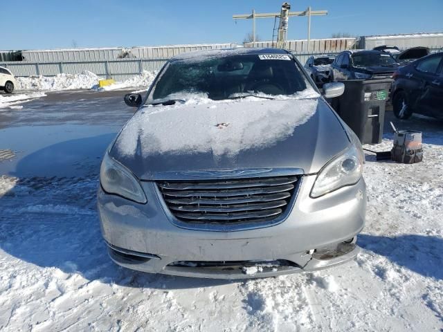 2014 Chrysler 200 Limited