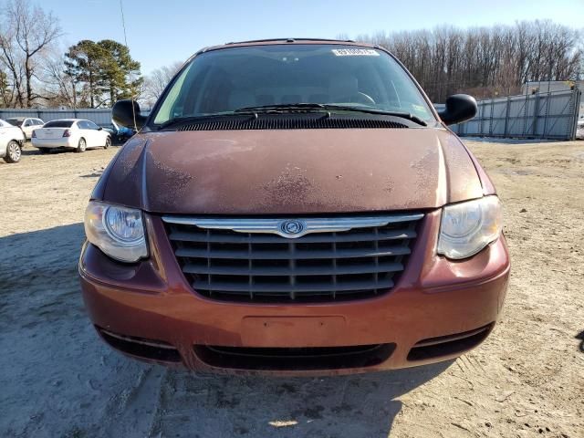 2007 Chrysler Town & Country Touring