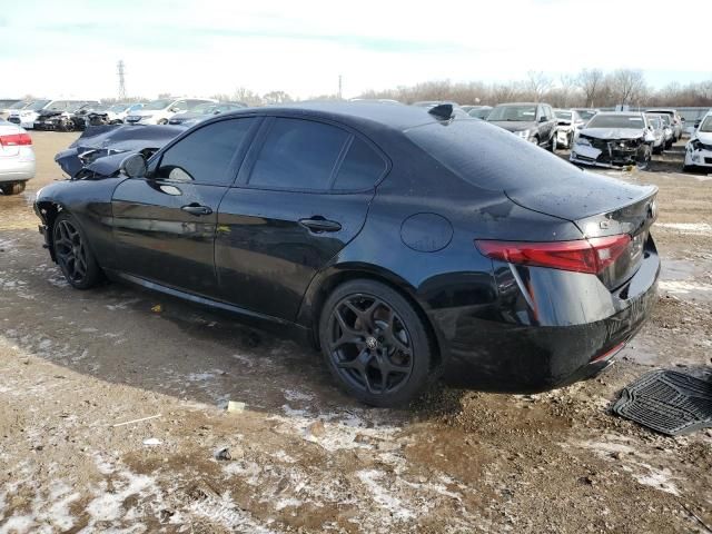 2021 Alfa Romeo Giulia Sport