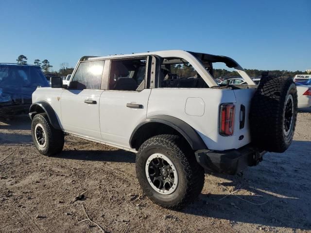 2023 Ford Bronco Base