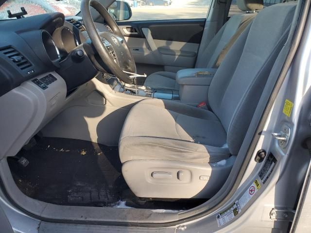 2011 Toyota Highlander Base