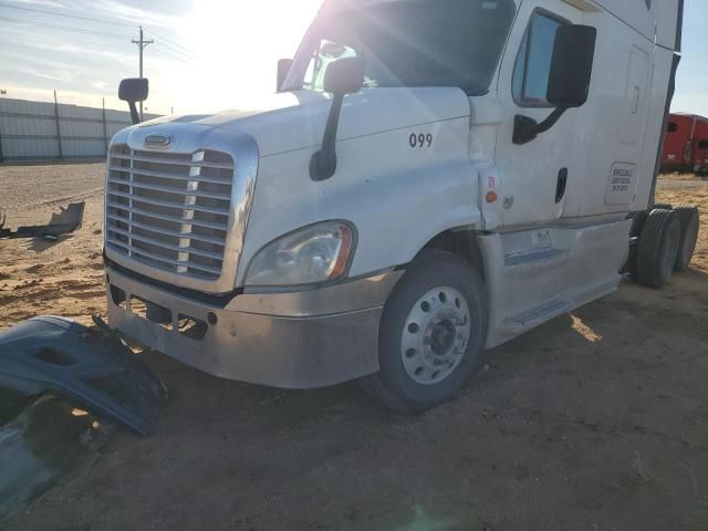 2016 Freightliner Cascadia 125