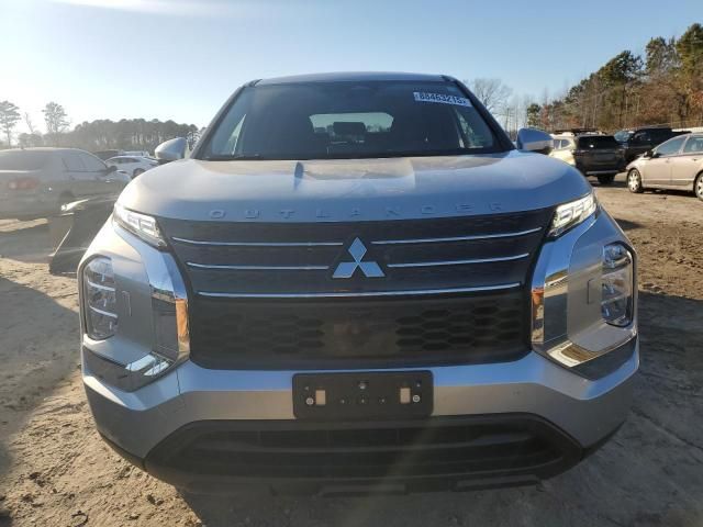 2023 Mitsubishi Outlander ES