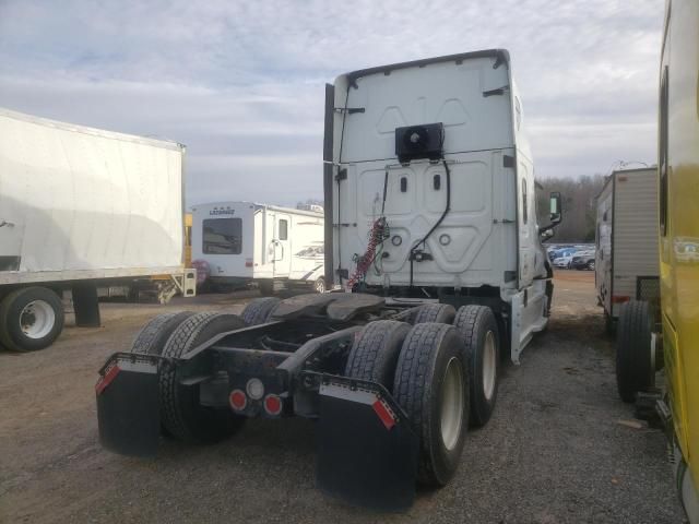 2022 Freightliner Cascadia 126