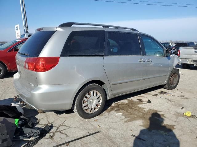 2010 Toyota Sienna CE