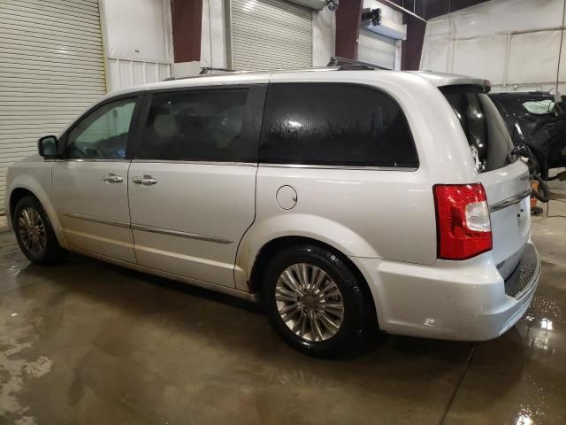 2012 Chrysler Town & Country Limited