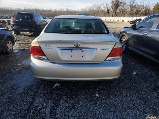 2005 Toyota Camry LE