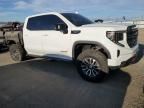 2022 GMC Sierra K1500 AT4