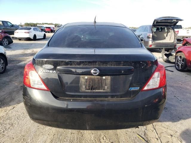 2013 Nissan Versa S