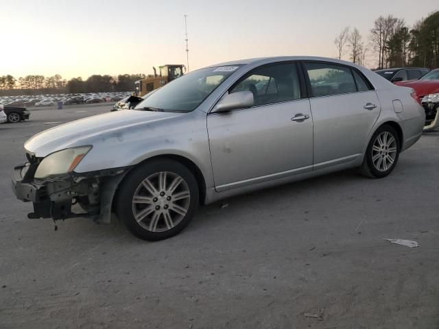 2005 Toyota Avalon XL