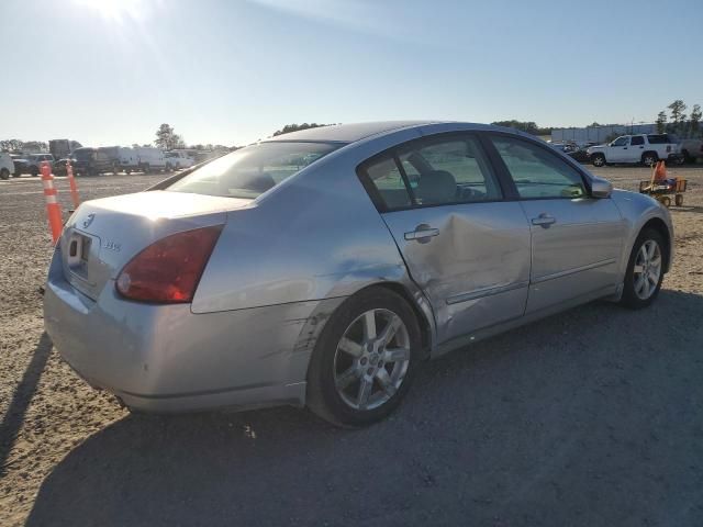 2004 Nissan Maxima SE