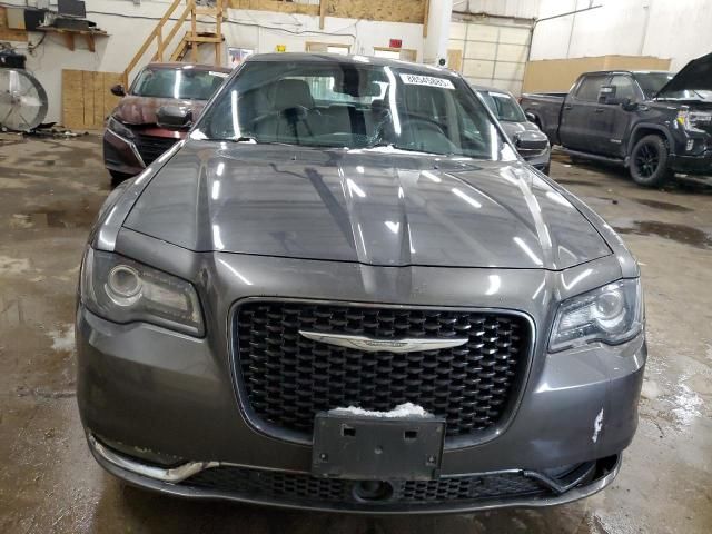 2018 Chrysler 300 S