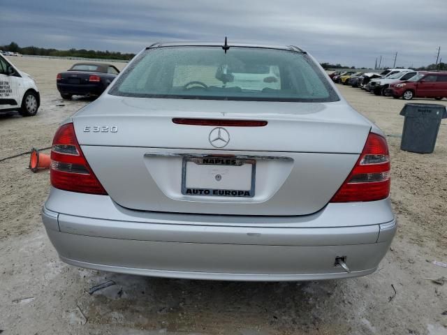 2005 Mercedes-Benz E 320