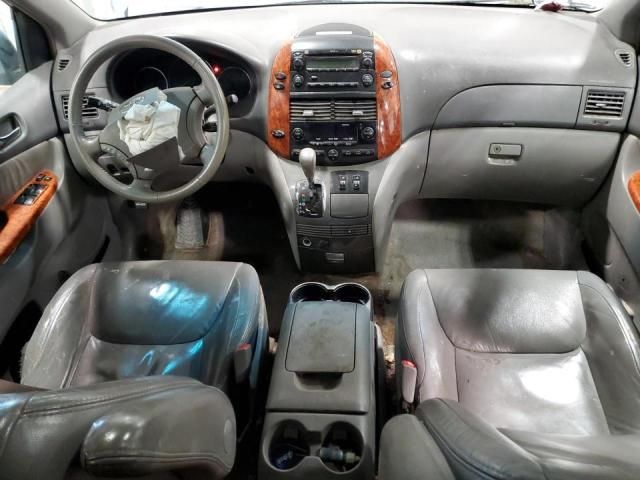 2006 Toyota Sienna XLE