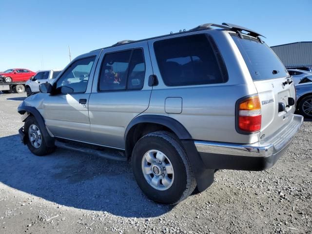 1999 Nissan Pathfinder XE