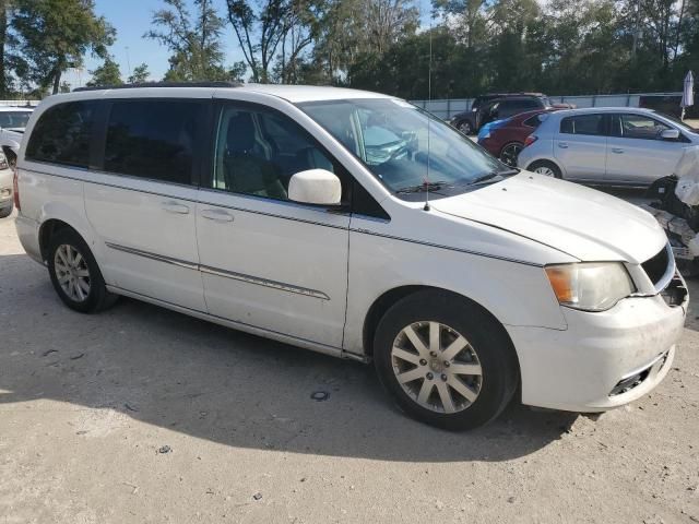 2013 Chrysler Town & Country Touring