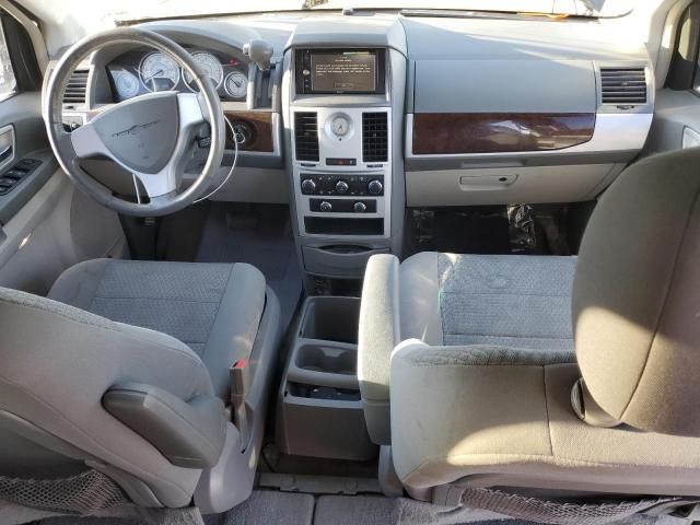 2010 Chrysler Town & Country Touring