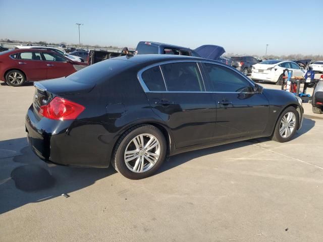 2015 Infiniti Q40