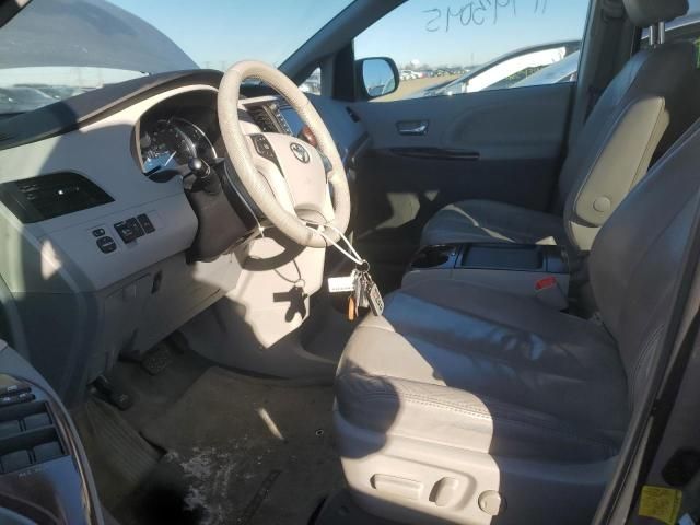 2011 Toyota Sienna XLE