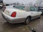 2000 Lincoln Town Car Signature