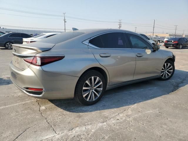 2020 Lexus ES 300H Base