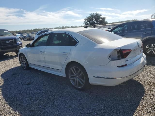 2017 Volkswagen Passat R-Line