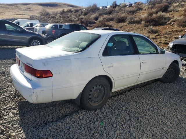 2000 Toyota Camry CE