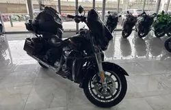 Salvage motorcycles for sale at Houston, TX auction: 2022 Harley-Davidson Flht