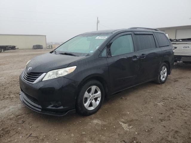 2013 Toyota Sienna LE