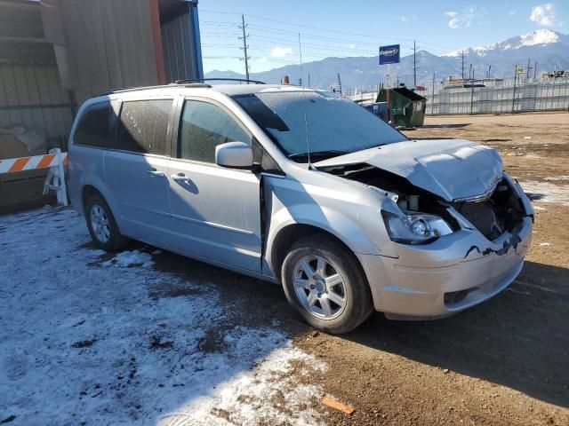 2010 Chrysler Town & Country Touring