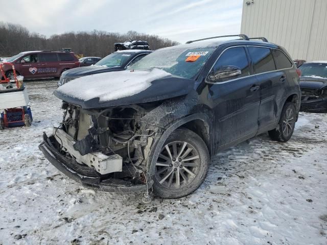 2018 Toyota Highlander SE