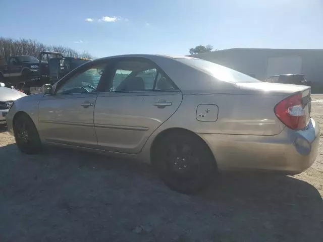 2004 Toyota Camry LE