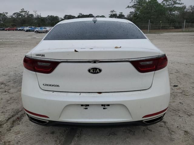 2018 KIA Cadenza Premium