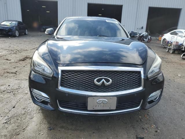 2016 Infiniti Q70 3.7