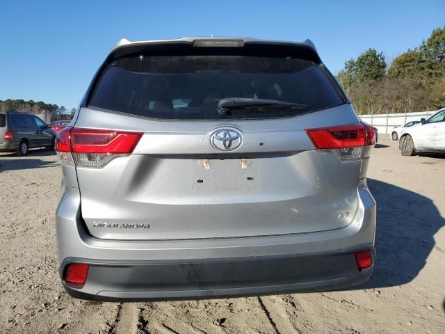 2019 Toyota Highlander LE