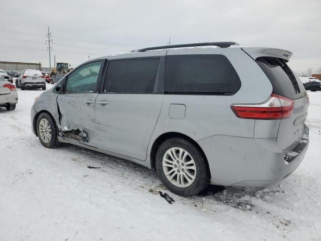 2015 Toyota Sienna XLE